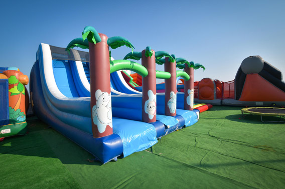 Parc attractions gonflables Lilo Z'enfants Benerville Normandie